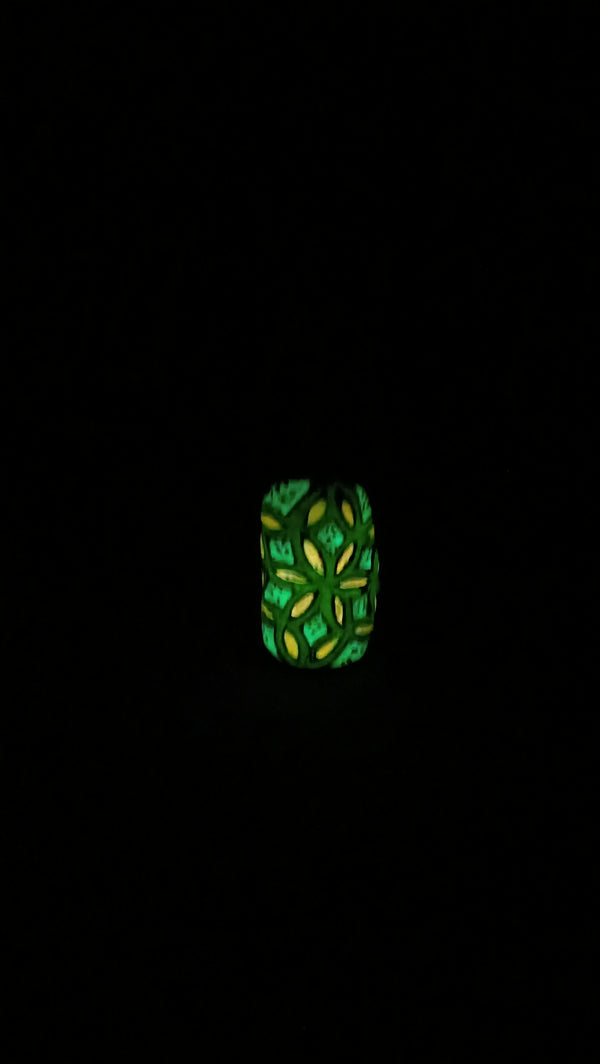 GEOMETRY FLOWER - GLOW IN THE DARK