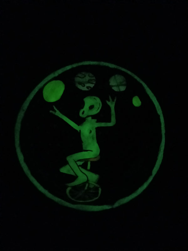 CYCLING ALIEN GLOW IN THE DARK MIXING BOWL