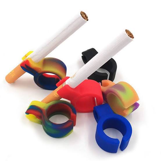 Silicone Smoker's Ring – THE ROLL N' PUFF